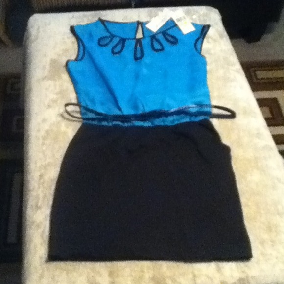 Retro 70's style dress. Brand new