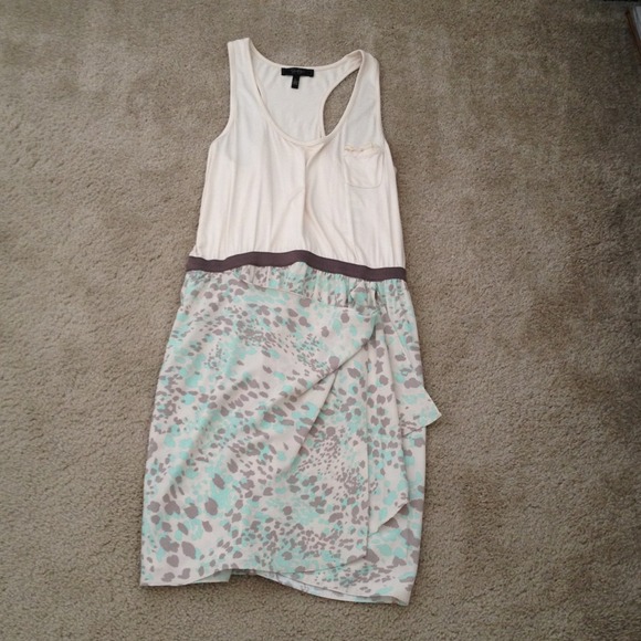Sold Jessica simpson Knee length summer dress