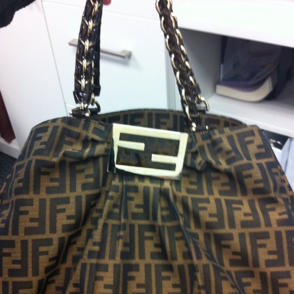 SOLD๐๐๐๐ - Picture 2 of 4