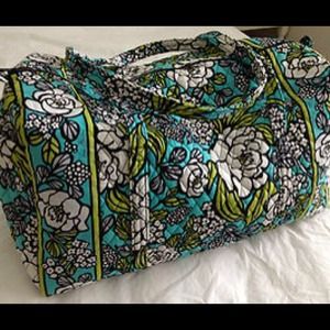 Large Vera Bradley Duffel in Island Blooms