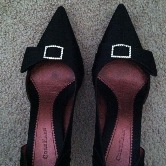 COLE HAAN pumps