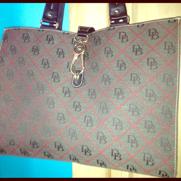 Dooney Bourke Large Logo Lock tote bag