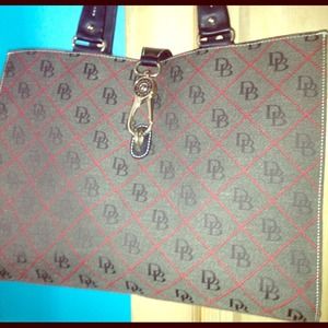 Dooney Bourke Large Logo Lock tote bag