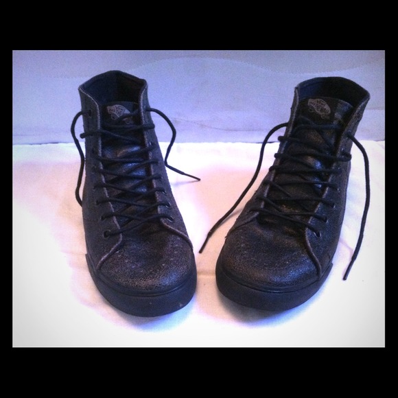 RESERVED Distressed Leather Black Vans Women's 8