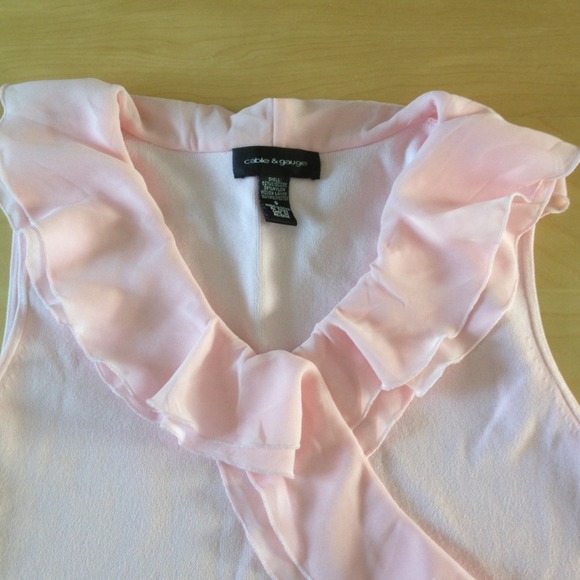 💕Beautiful pink blouse💕 - Picture 4 of 4