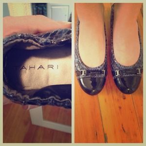 Tahari flats size 7 slightly worn $65