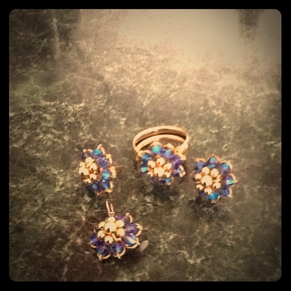 #On hold# Blue fashion jewelry