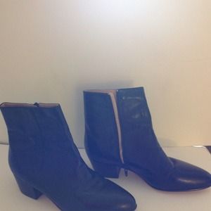 Men boot one time used leather