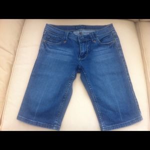 Anchor Blue Quarter Short