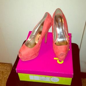 Reduced!!Suede Coral Peep-Toe Pumps