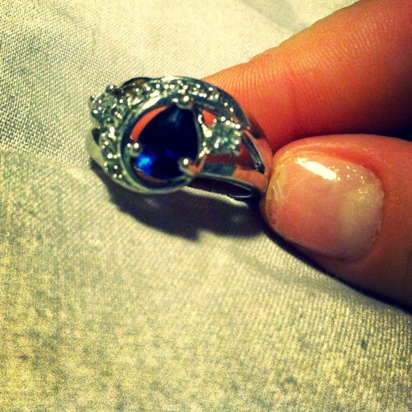 Blue sapphire, kathy, and hollister bundle