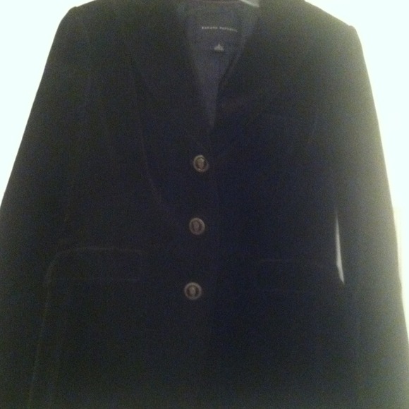 ⭐Banana republic velvet blazer. REDUCED!!!⭐