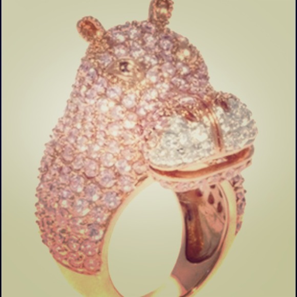 NOIR jewelry~ hippo ring size 6 ON SALE!!!