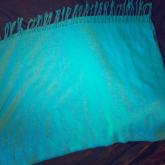 Teal and red scarves trade!