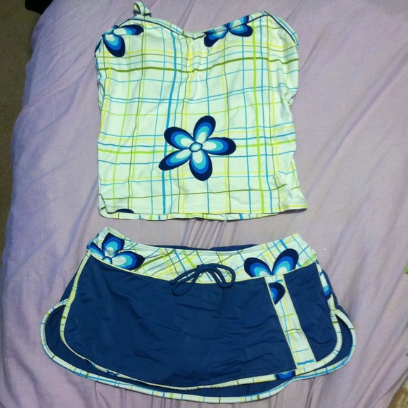 BATHING SUIT