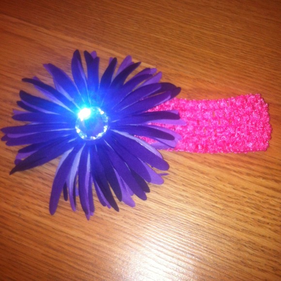 "HANDMADE" Infant/Toddler Flower Headband