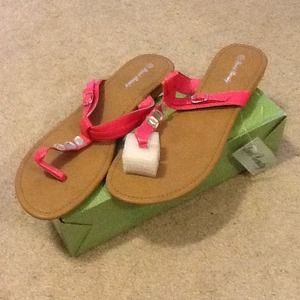 *Sold+Brand new pink sandals