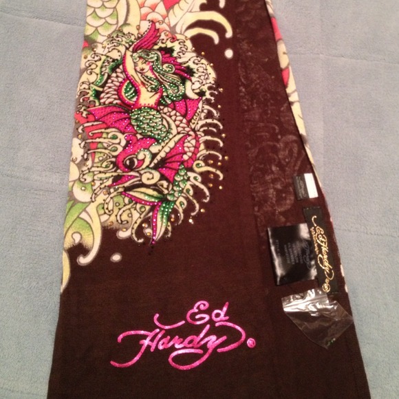 ed hardey scarf