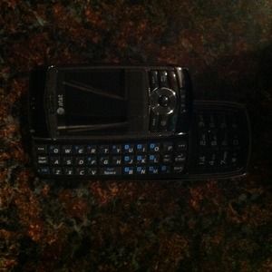 Pantech duo AT&T💎💎RESERVED💎💎