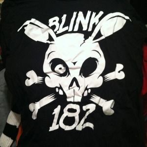 Blink 182 shirt