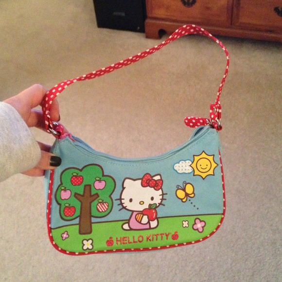 hello kitty Handbags - NWOT hello kitty handbag