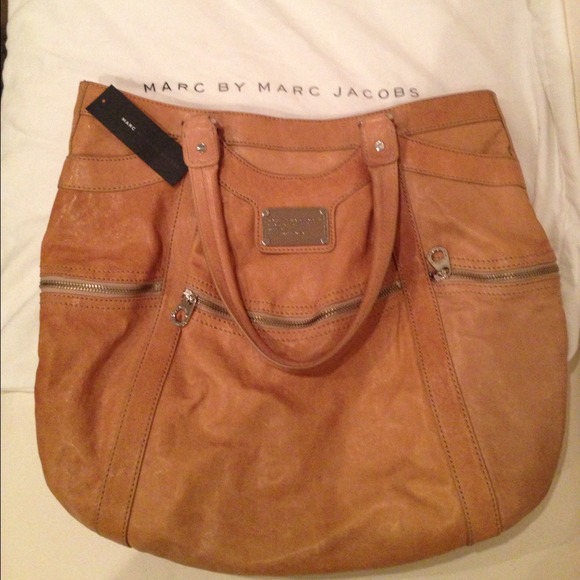 💞Marc by Marc Jacobs💞beautiful brown Large Hobo