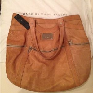 💞Marc by Marc Jacobs💞beautiful brown Large Hobo