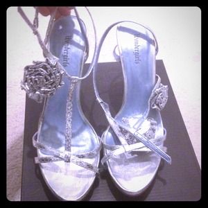 Silver dressy heels