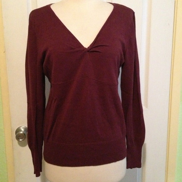 Purple v neck pull over sweater