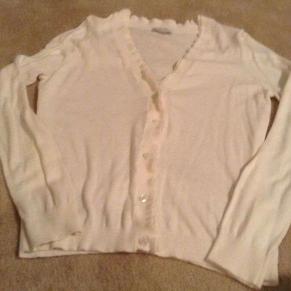 ⛔SOLD⛔⬇Reduced⬇New York and Co white cardigan - Picture 1 of 3