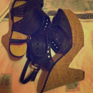 Shoes never had the time to wear