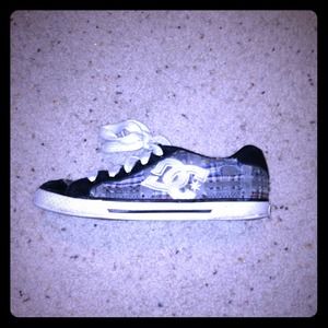 DC shoes