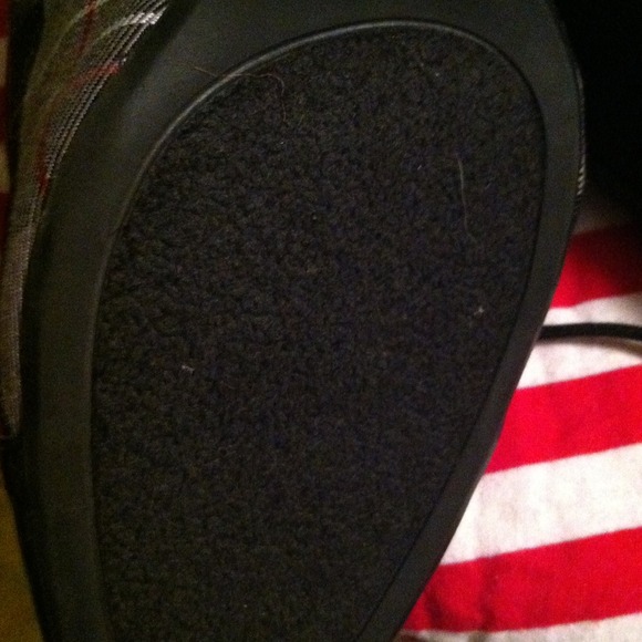 Plaid heels - Picture 3 of 3