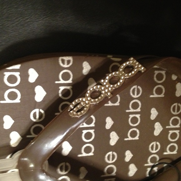 Flip flops - Picture 2 of 3