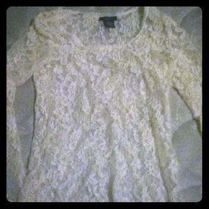 Creamed colored lace see threw Long sleeve