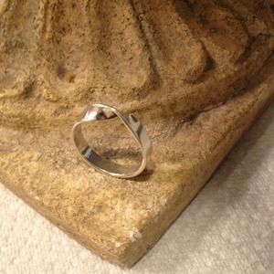 Sterling infinity ring size 6.5
