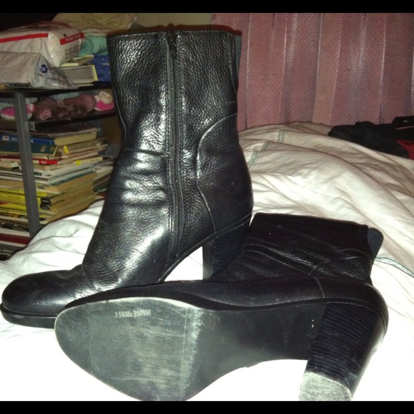 Traded - Picture 2 of 3