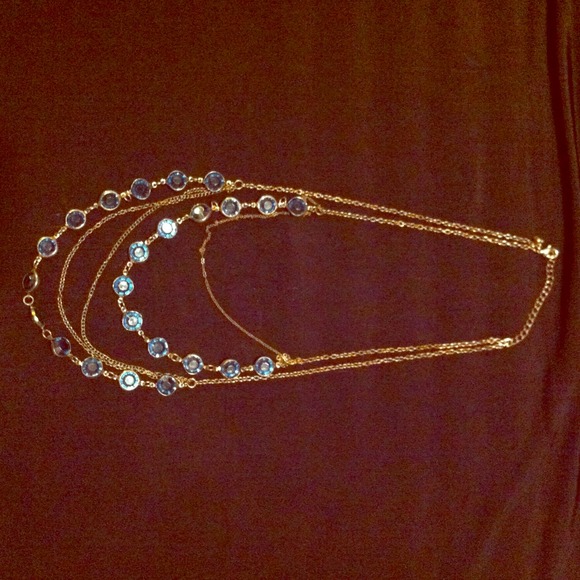 Blue gem necklace