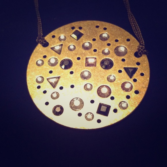 Kenneth cole necklace