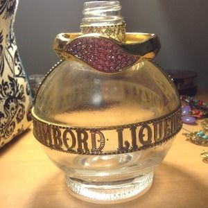 NWT Bijoux Terner "Gold and diamonds" bracelet