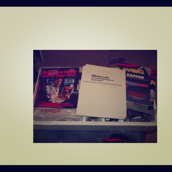 Original Nintendo- great condition!!! No trades - Picture 1 of 4