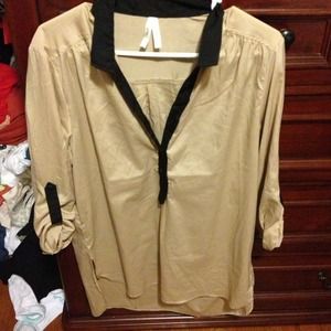 3/4 sleeve light brown and black with buttons