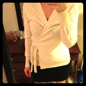 Diamond pattern wrap sweater **Bundle**