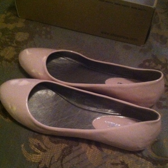 Sold..Bundled for milkr81💗Reduced💗Shoes