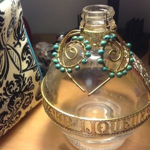 One of a kind turquoise earrings from Thailand!