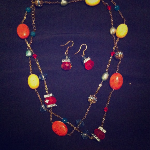 Intricate jewelry set