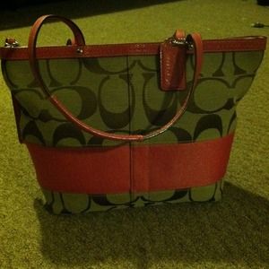 Authentic coach purse