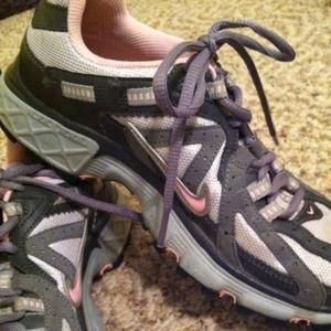 "Nike Air" Running Shoes!!👟👟