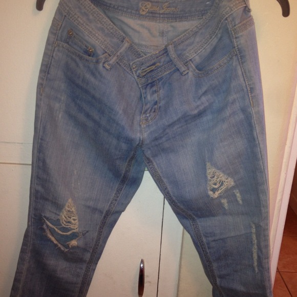 Guess jeans capris - Picture 2 of 2