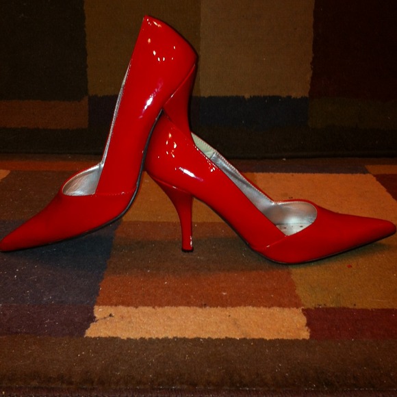 💟FINAL Reduction💟 HOT Red Stilettos